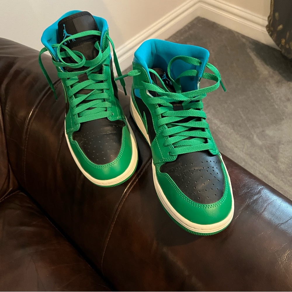 Women’s Air Jordans high top